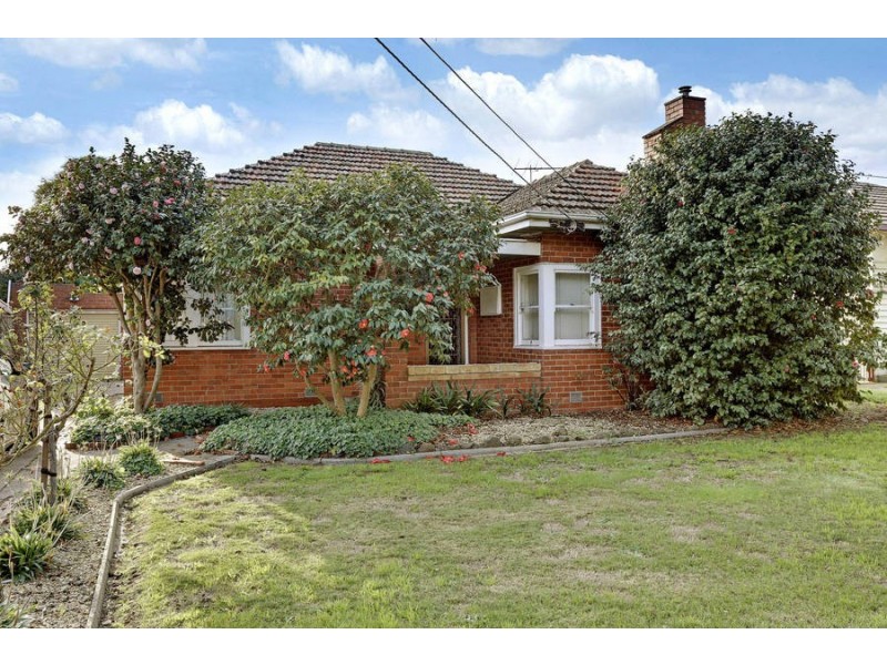 16 Railway Avenue, Werribee VIC 3030