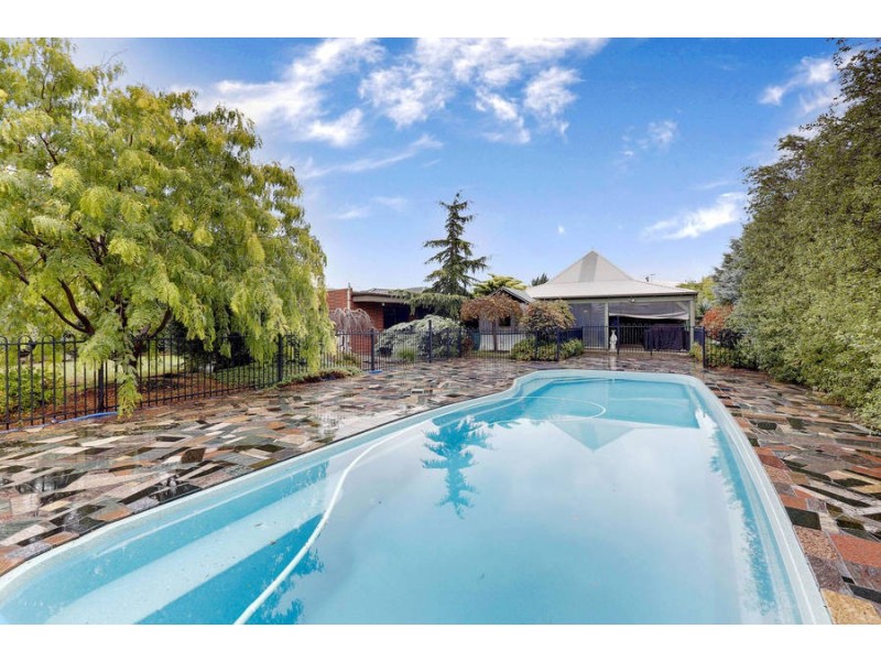 1 Radford Court, Hoppers Crossing VIC 3029