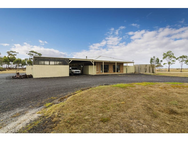 70 Colin Crescent, Little River VIC 3211