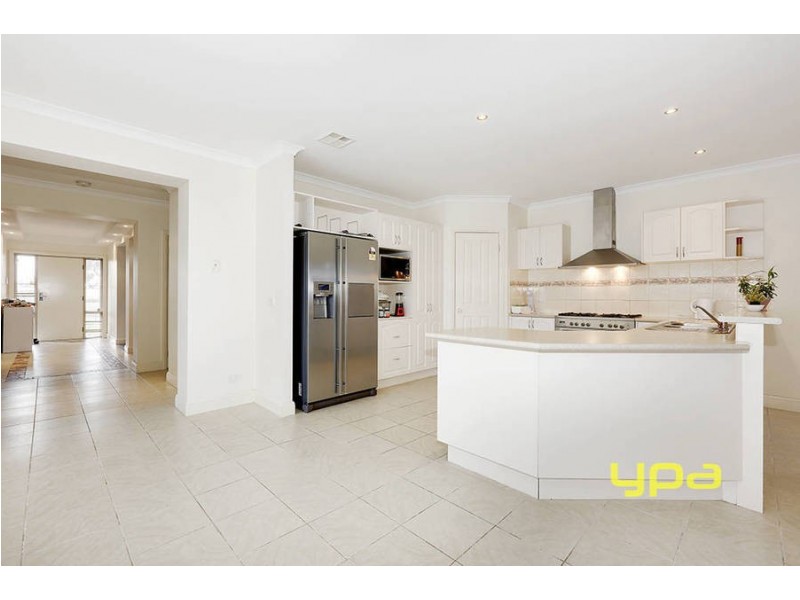 5 Solander Grove, Tarneit VIC 3029