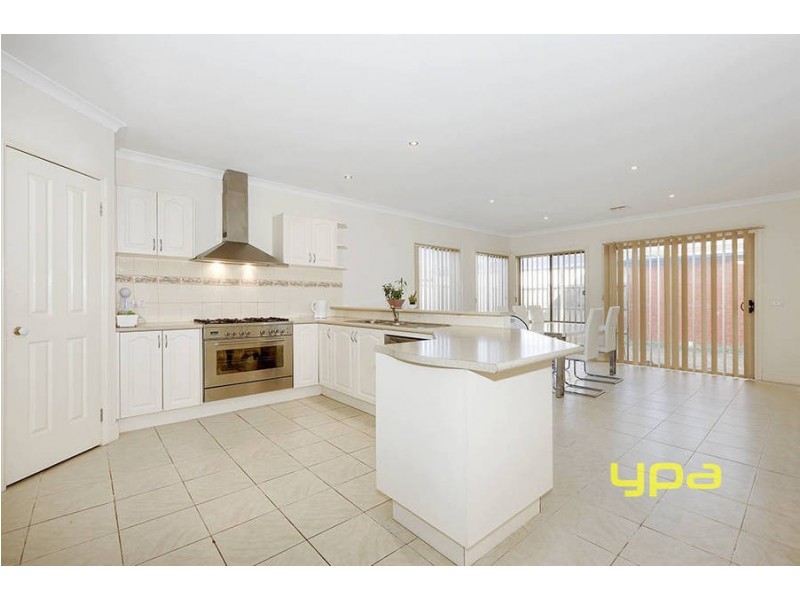 5 Solander Grove, Tarneit VIC 3029