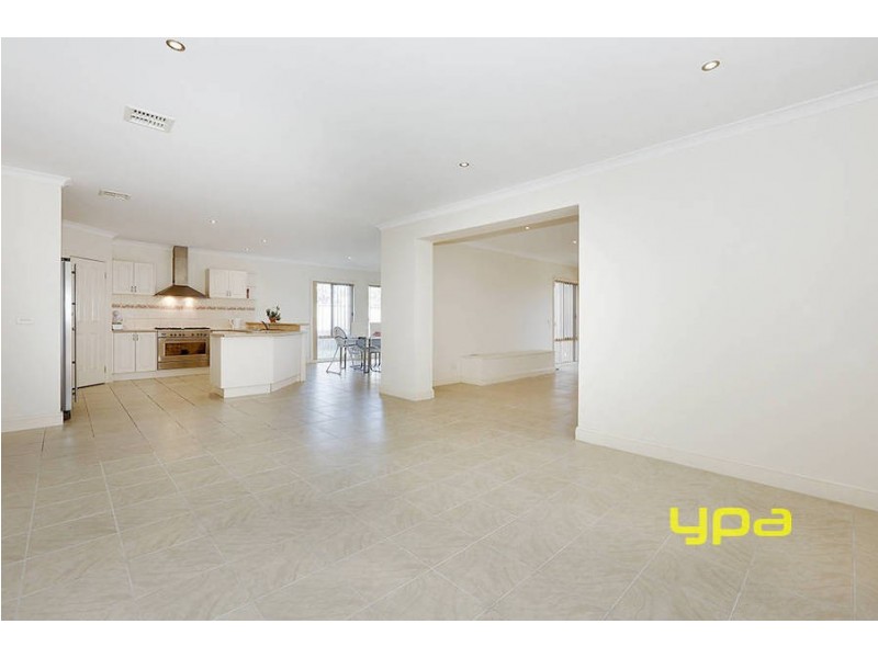 5 Solander Grove, Tarneit VIC 3029