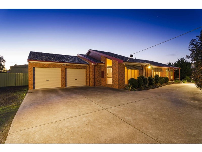 2 Leatherwood Drive, Hoppers Crossing VIC 3029