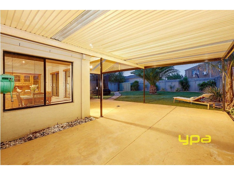 90 Riversdale Drive, Tarneit VIC 3029