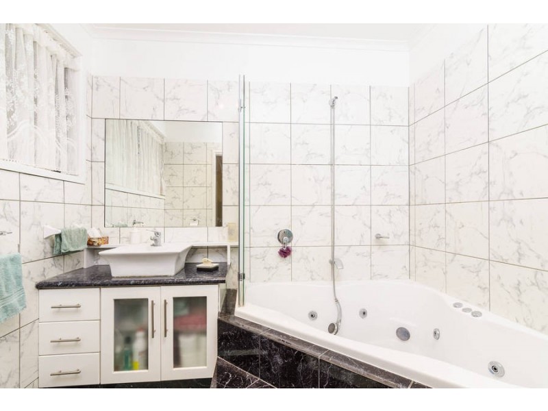 27-29 Sanctuary Close, Werribee VIC 3030