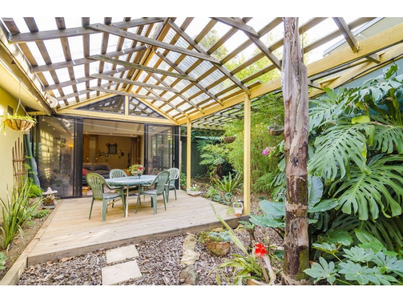 27-29 Sanctuary Close, Werribee VIC 3030