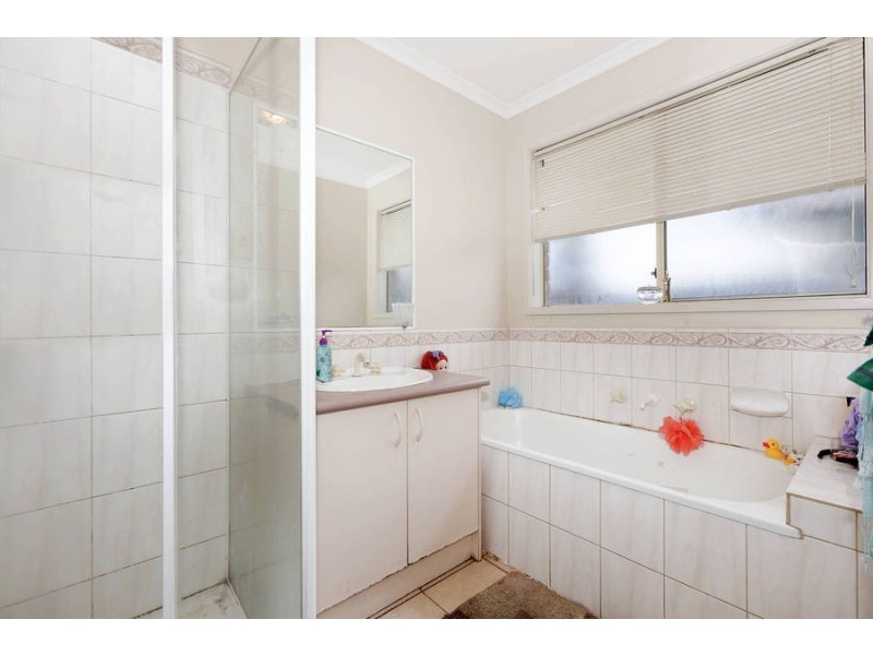 10 Chigwell Court, Hoppers Crossing VIC 3029