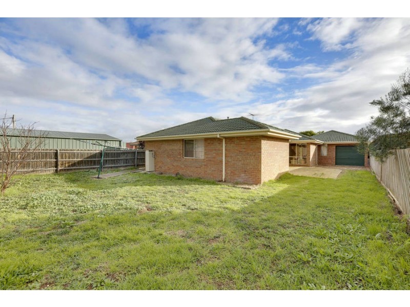 10 Chigwell Court, Hoppers Crossing VIC 3029