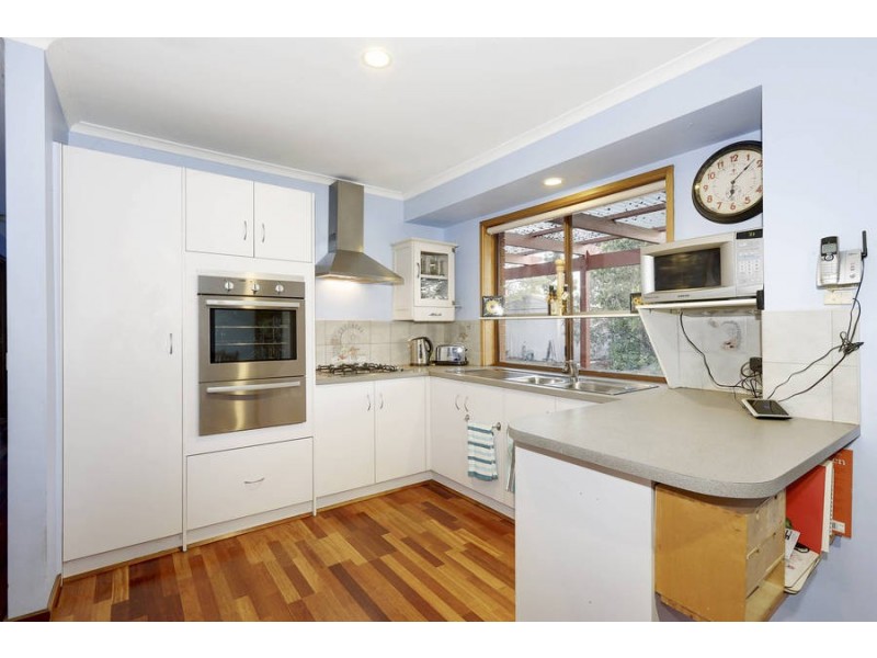 49 Iluka Drive, Werribee VIC 3030