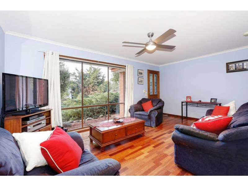 49 Iluka Drive, Werribee VIC 3030