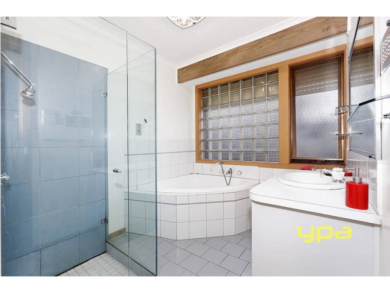 194 Derrimut Road, Hoppers Crossing VIC 3029