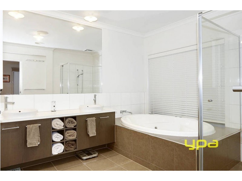 13 Gosford Road, Wyndham Vale VIC 3024