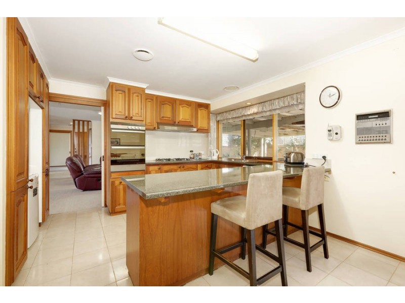 206 Bellbridge Drive, Hoppers Crossing VIC 3029