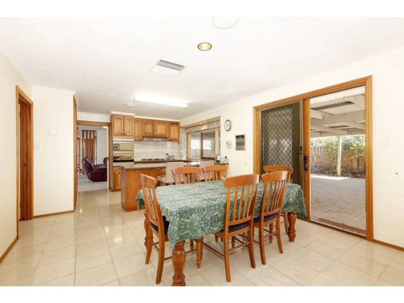 206 Bellbridge Drive, Hoppers Crossing VIC 3029