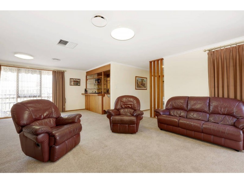 206 Bellbridge Drive, Hoppers Crossing VIC 3029