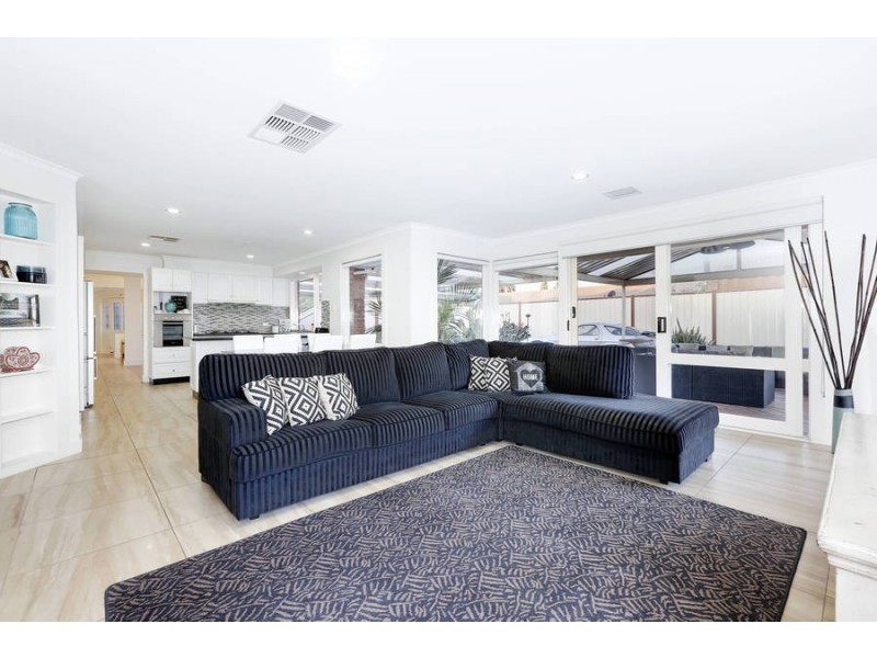 4 Crana Court, Hoppers Crossing VIC 3029