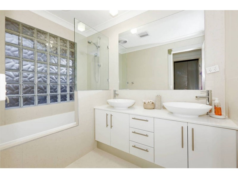 4 Crana Court, Hoppers Crossing VIC 3029