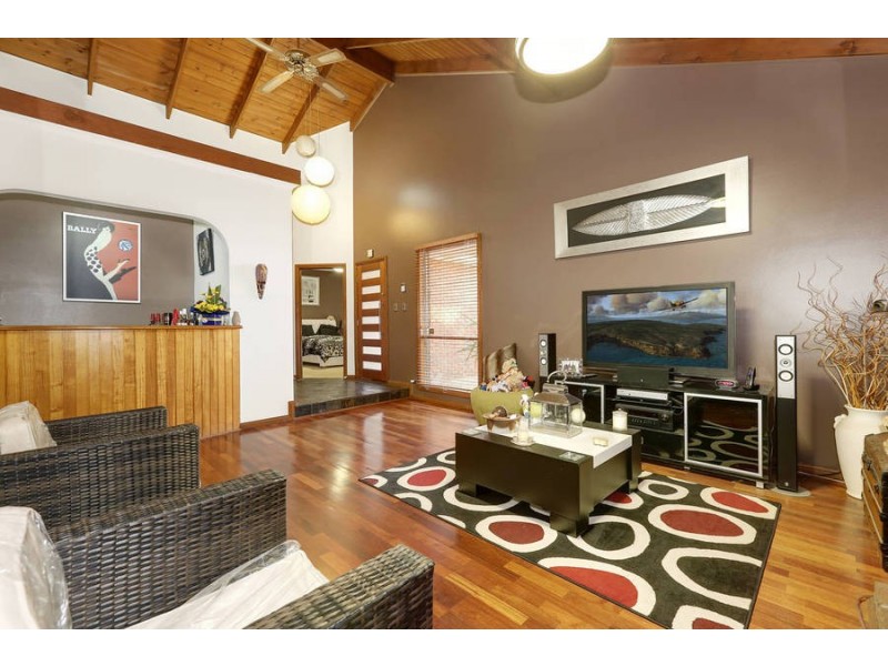 35 Flemington Crescent, Werribee VIC 3030