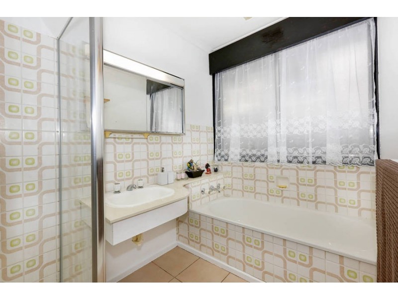 1 Patterson Avenue, Hoppers Crossing VIC 3029