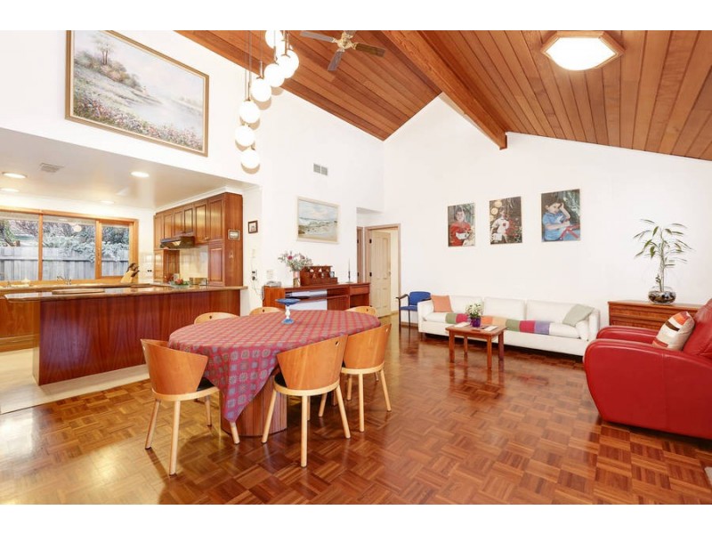 6 Lydhurst Court, Hoppers Crossing VIC 3029