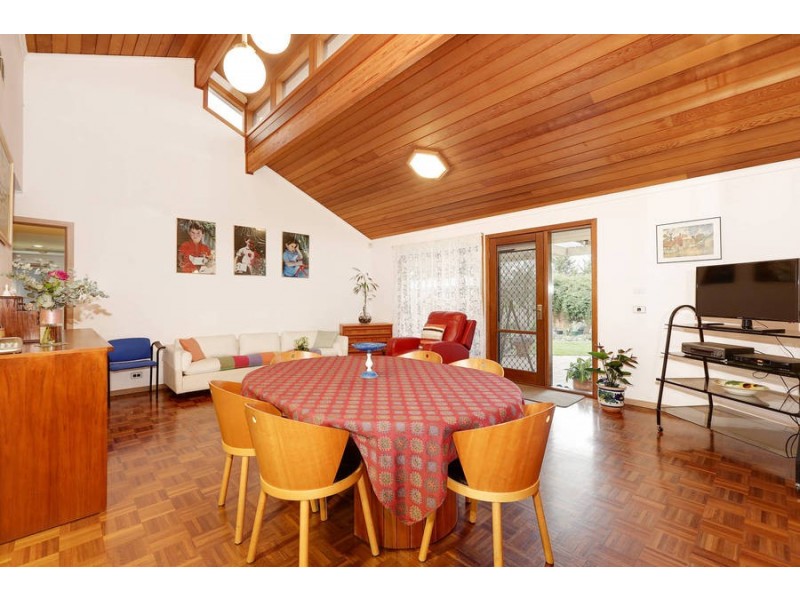 6 Lydhurst Court, Hoppers Crossing VIC 3029