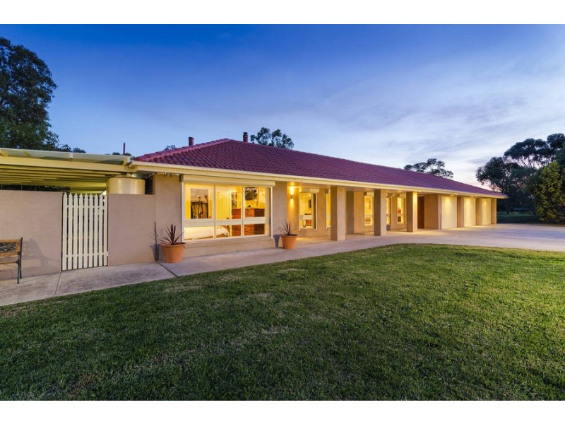 1443 Dohertys Road, Tarneit VIC 3029