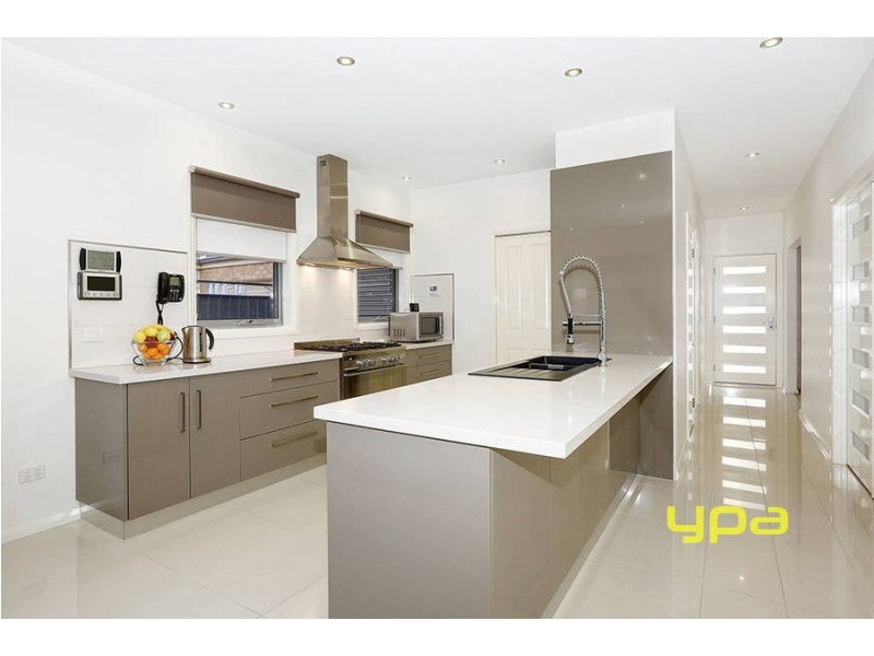 18 Snowbridge Road, Tarneit VIC 3029