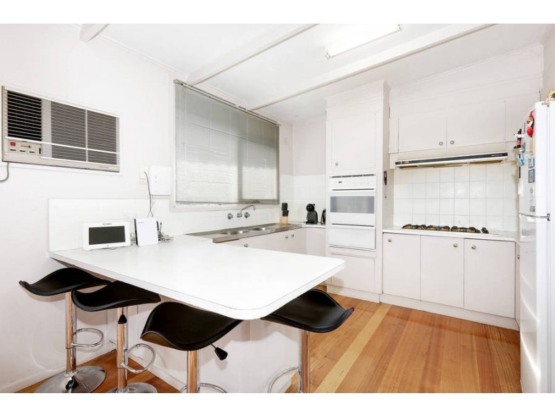 183 Greaves Street North, Werribee VIC 3030