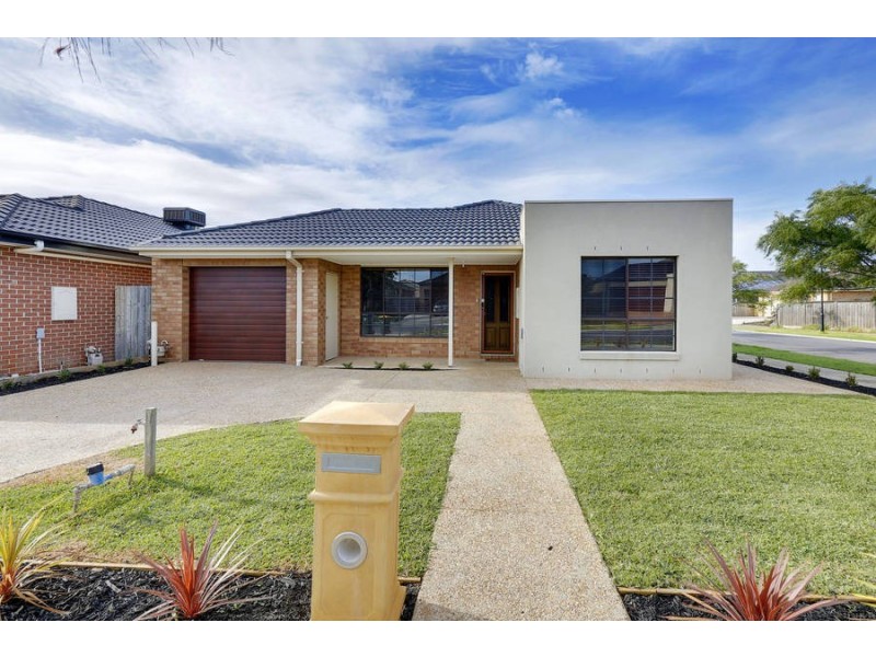 10 Laurina Avenue, Tarneit VIC 3029
