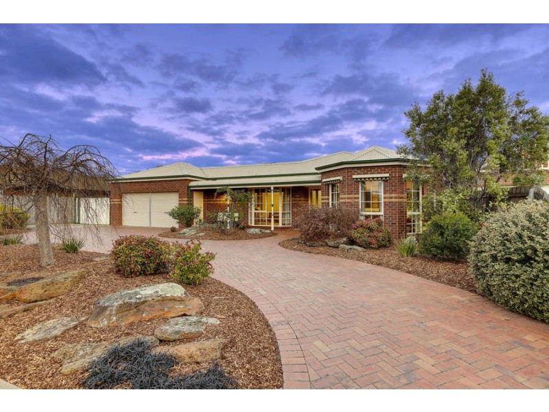 52 St Andrews Drive, Werribee VIC 3030