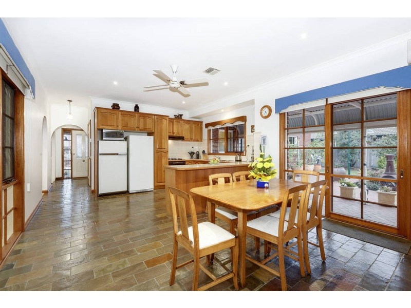 52 St Andrews Drive, Werribee VIC 3030