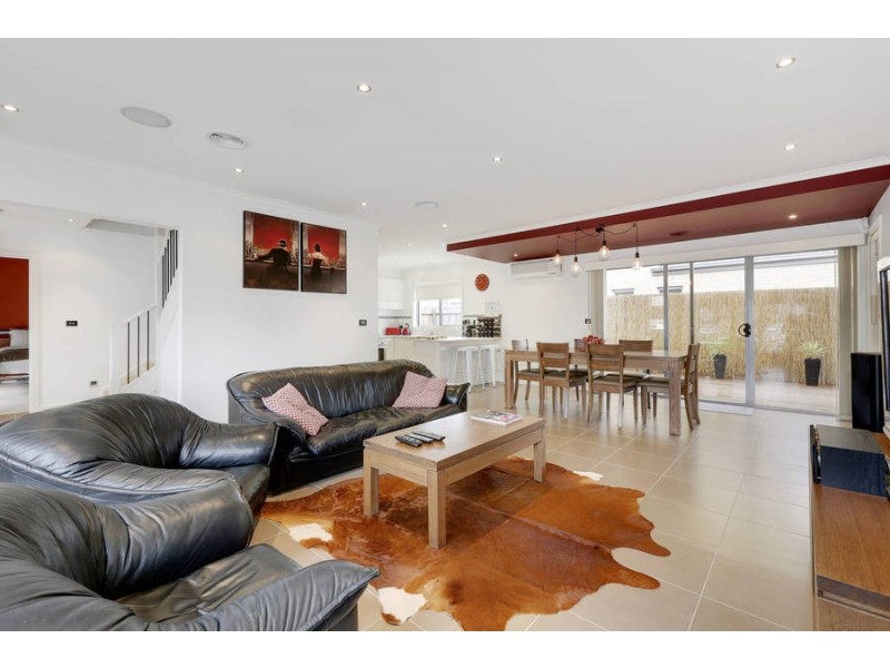 1/9-11 Georgia Crescent, Werribee VIC 3030