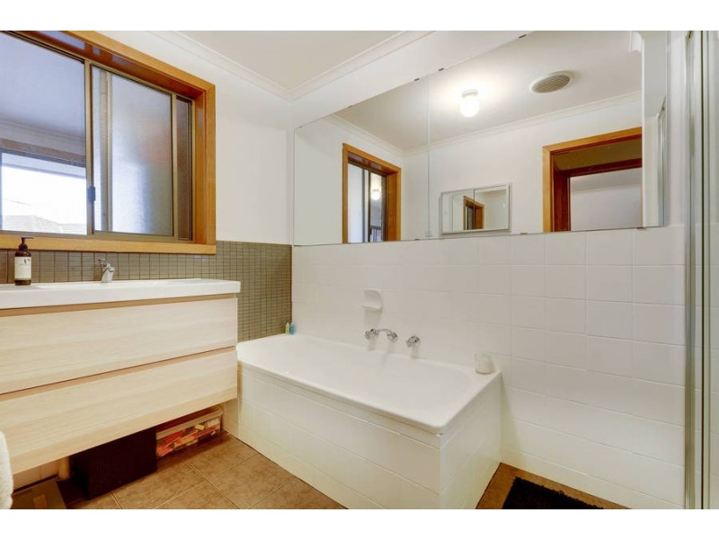 30 Wattle Avenue, Werribee VIC 3030