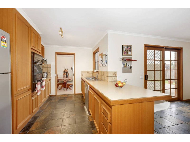 7 Bloxham Court, Hoppers Crossing VIC 3029