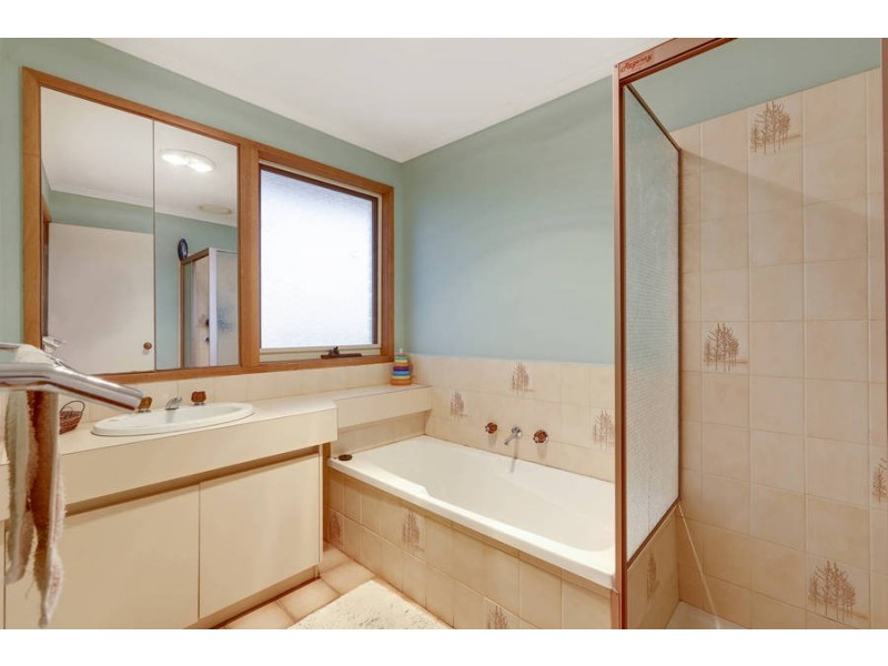 7 Bloxham Court, Hoppers Crossing VIC 3029