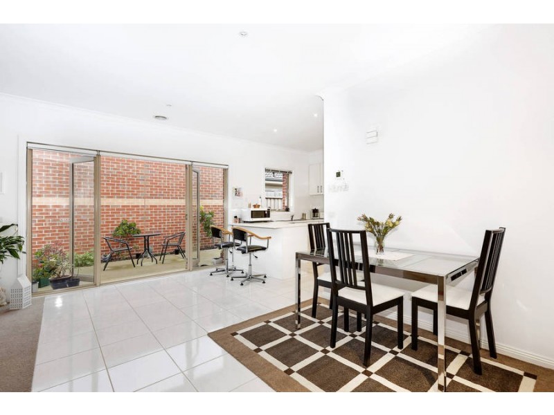 2/42 Rowes Road, Werribee VIC 3030