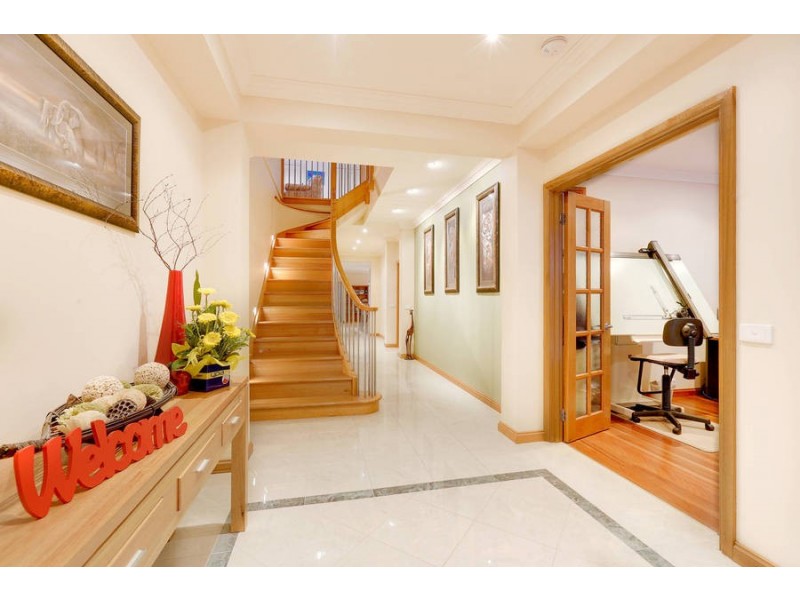 19 Trish Walk, Werribee VIC 3030