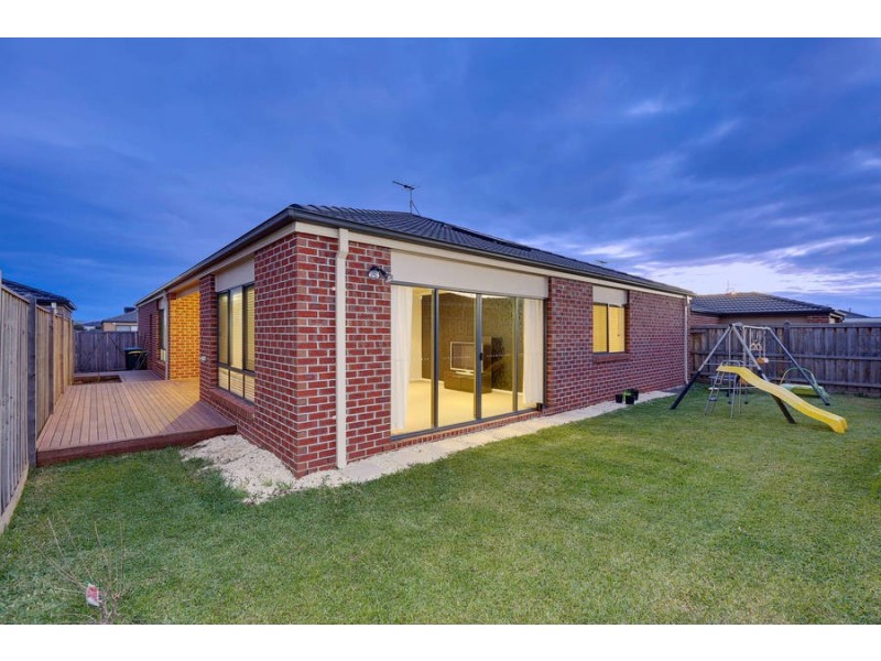 22 Evadene Drive, Tarneit VIC 3029