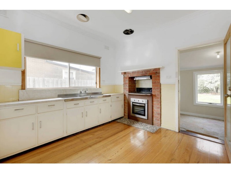 16 Galvin Road, Werribee VIC 3030