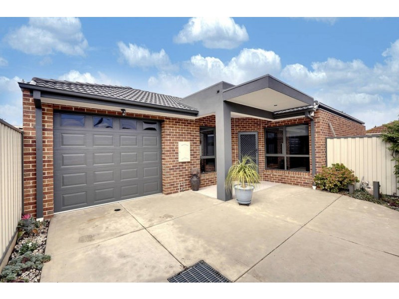 83B Songlark Crescent, Werribee VIC 3030