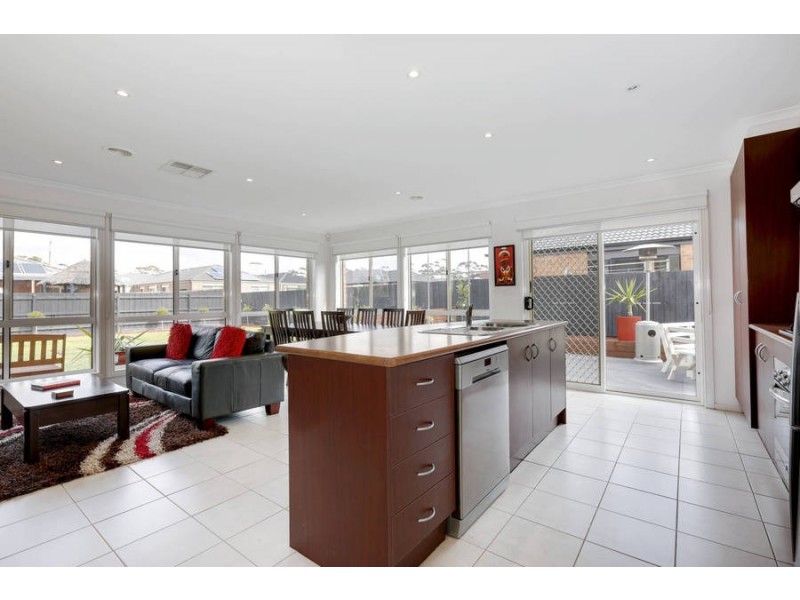 22 Halladale Avenue, Wyndham Vale VIC 3024