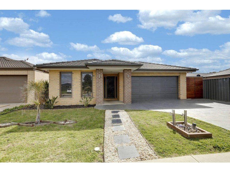 21 Cardinia Grove, Wyndham Vale VIC 3024