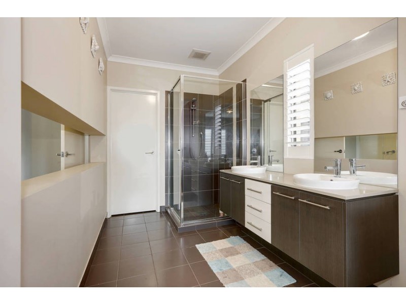 21 Cardinia Grove, Wyndham Vale VIC 3024