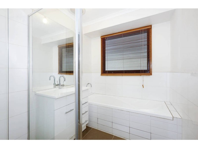 151 Bellbridge Drive, Hoppers Crossing VIC 3029