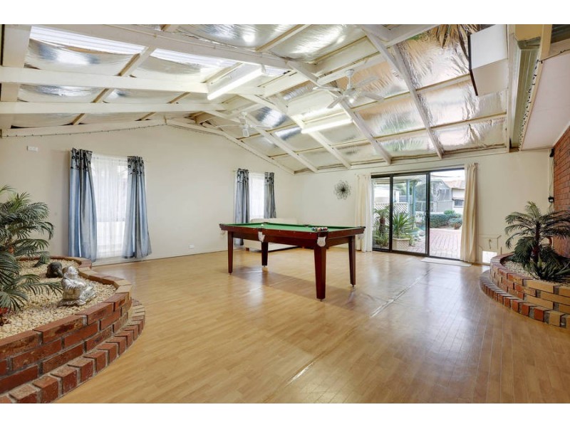 29 Lyall Drive, Werribee VIC 3030