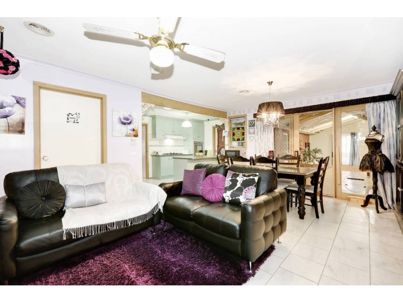 29 Lyall Drive, Werribee VIC 3030