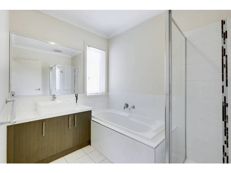1/41 Evrah Drive, Hoppers Crossing VIC 3029