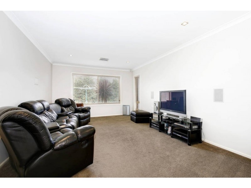 13 Orana Street, Wyndham Vale VIC 3024