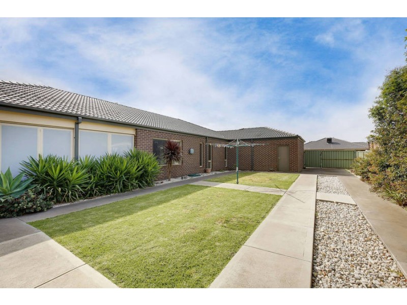 13 Orana Street, Wyndham Vale VIC 3024