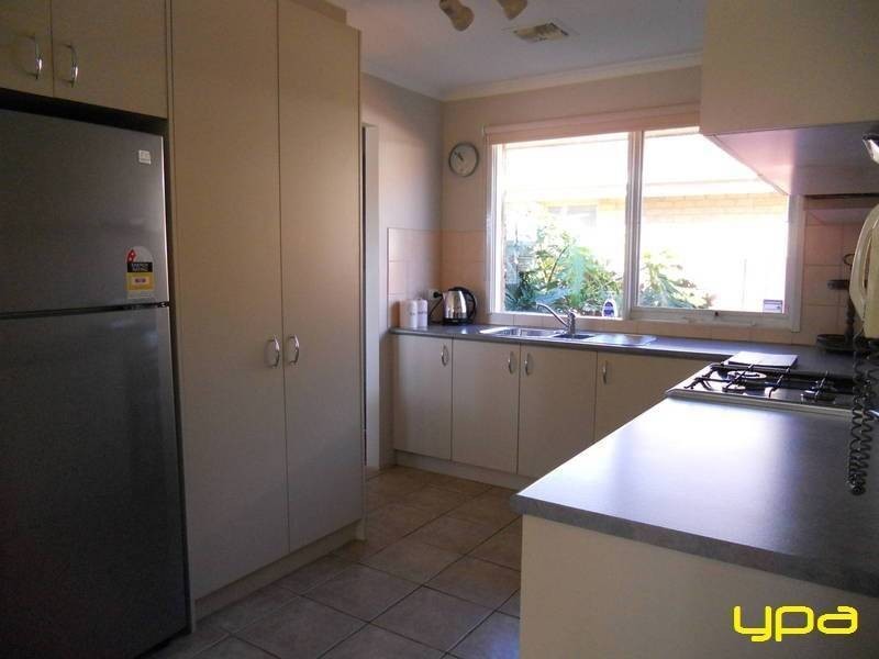 2 Rosedale Place, Wyndham Vale VIC 3024